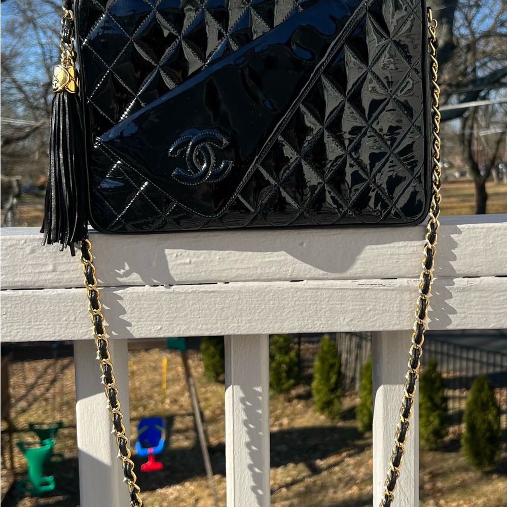 Chanel Black Patent Leather Quilted Chain Camera Bag ( please see pictures)